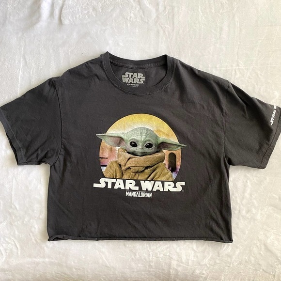 Stars Wars Mandalorian | Baby Yoda/ Baby Grogu Crop Top Shirt | Size: Medium - Picture 1 of 5
